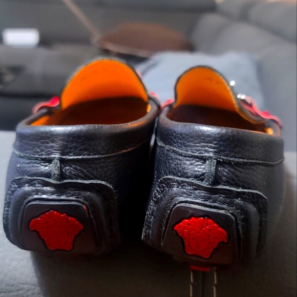 Versace leather shoe - Picture 3 of 4